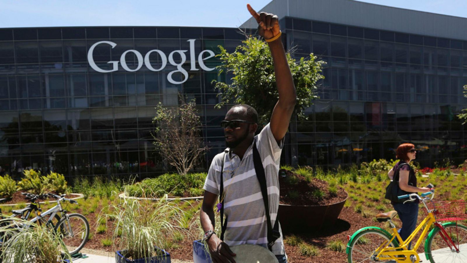 Más de 200 personas esperan que se resuelva su caso y los enlaces a su información "sensible" desaparezcan | Ver