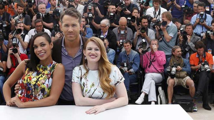 Telediario 1 - El festival de Cannes sigue acaparando todas las miradas