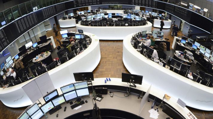  - La banca impulsa al IBEX 35 que se anota un 1,1% y se acerca a los 10.500 puntos