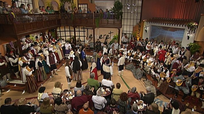 Tenderete - Tenderete - 18/05/14 con la "A.F. Entre amigos" y "Timple y guitarra en concierto",