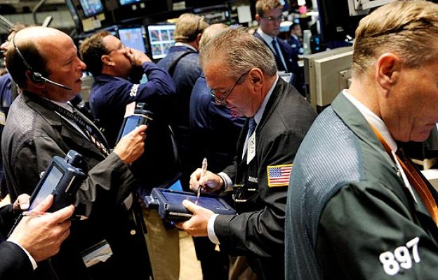  - Fuertes bajadas del petróleo