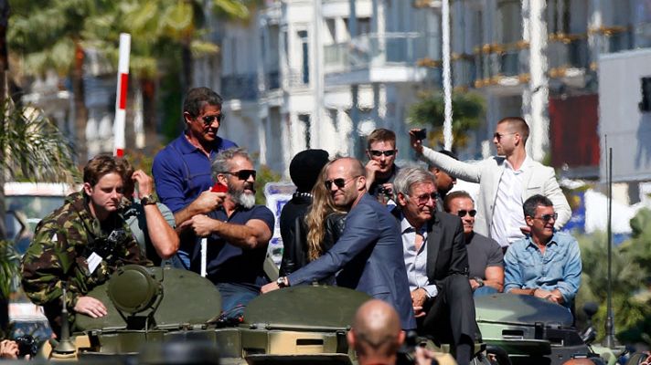 Telediario 1 - Tommy Lee Jones reina con un western en Cannes