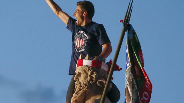 Telediario 1 - El Atlético de Madrid celebra con su afición la Liga en Neptuno