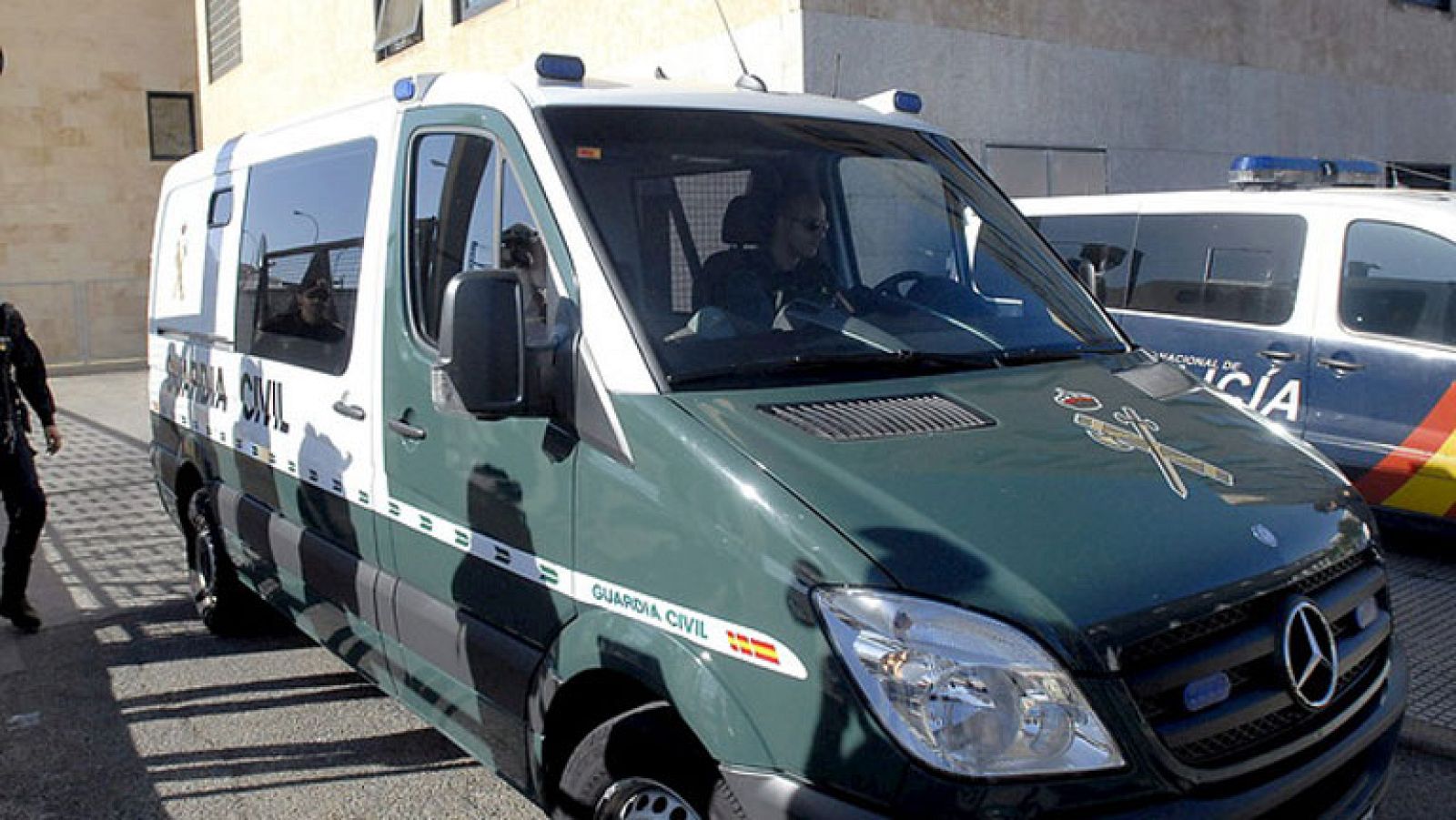 Se investigan los movimientos de Rosa Gago, la policía local que entregó el arma, justo antes y después del crimen