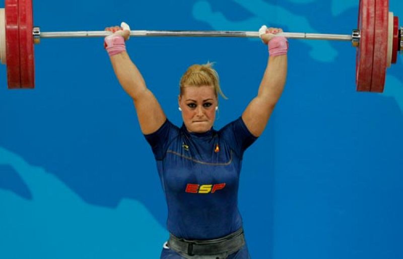 jjoo08_Amor en la halterofilia