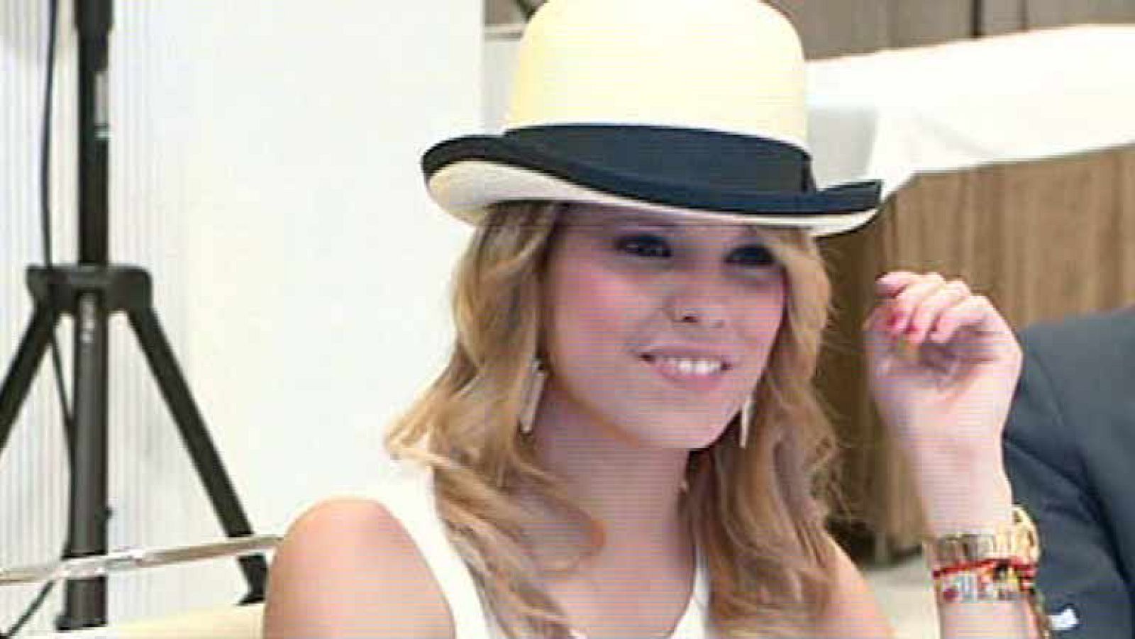 Gloria Camila premiada por 'madrileña'