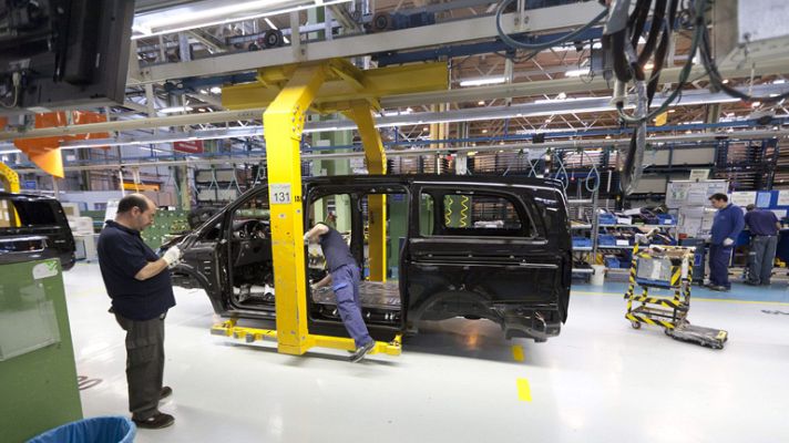 Telediario 1 - Encuentro privado del Rey con el presidente de Mercedes Benz