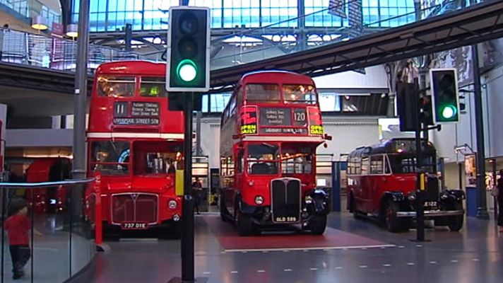 Telediario 1 - Exposición sobre los autobuses de dos pisos de Londres