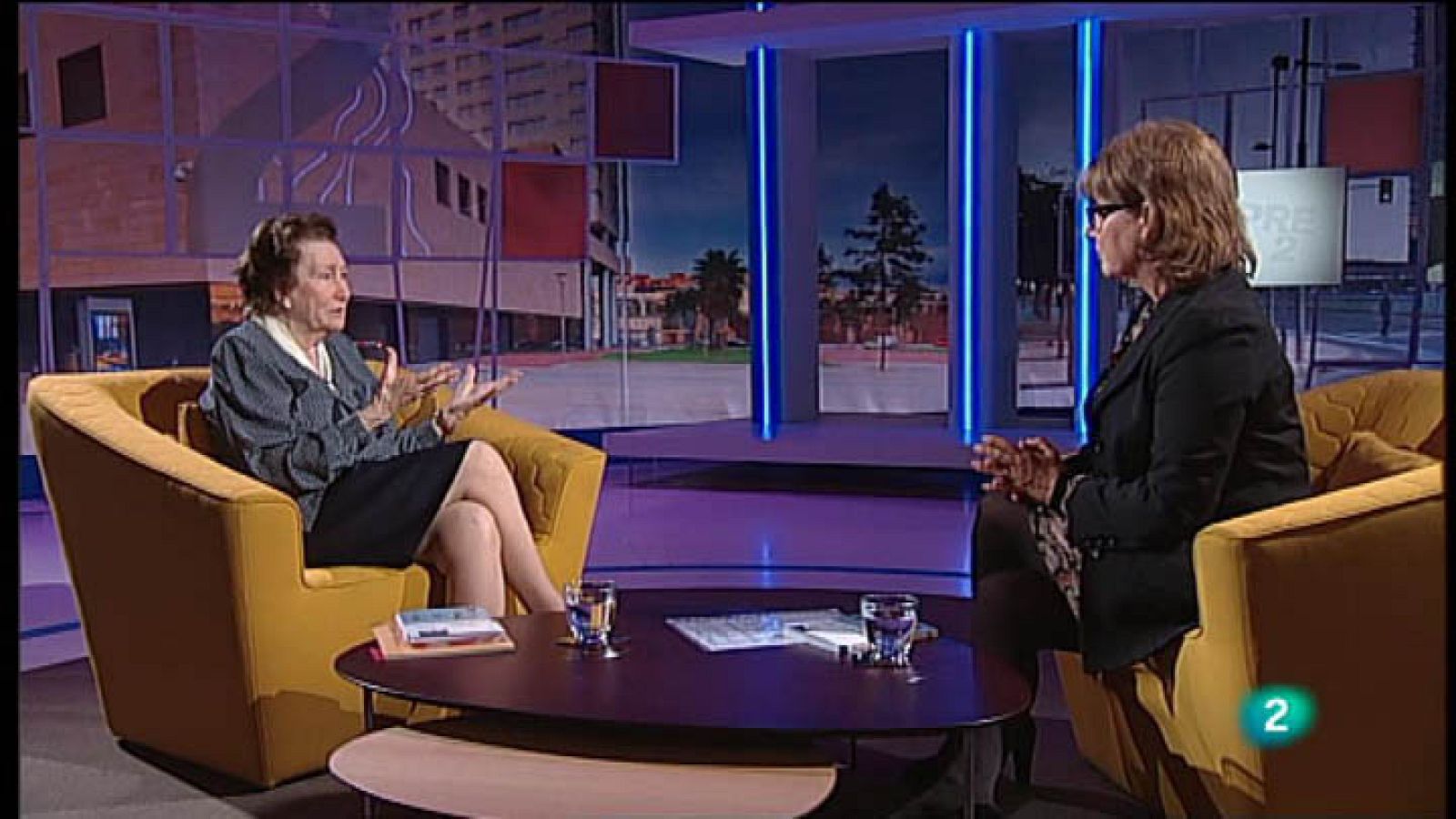 Vespre a La 2 - Olga Viza entrevista Ana Maria Lajusticia