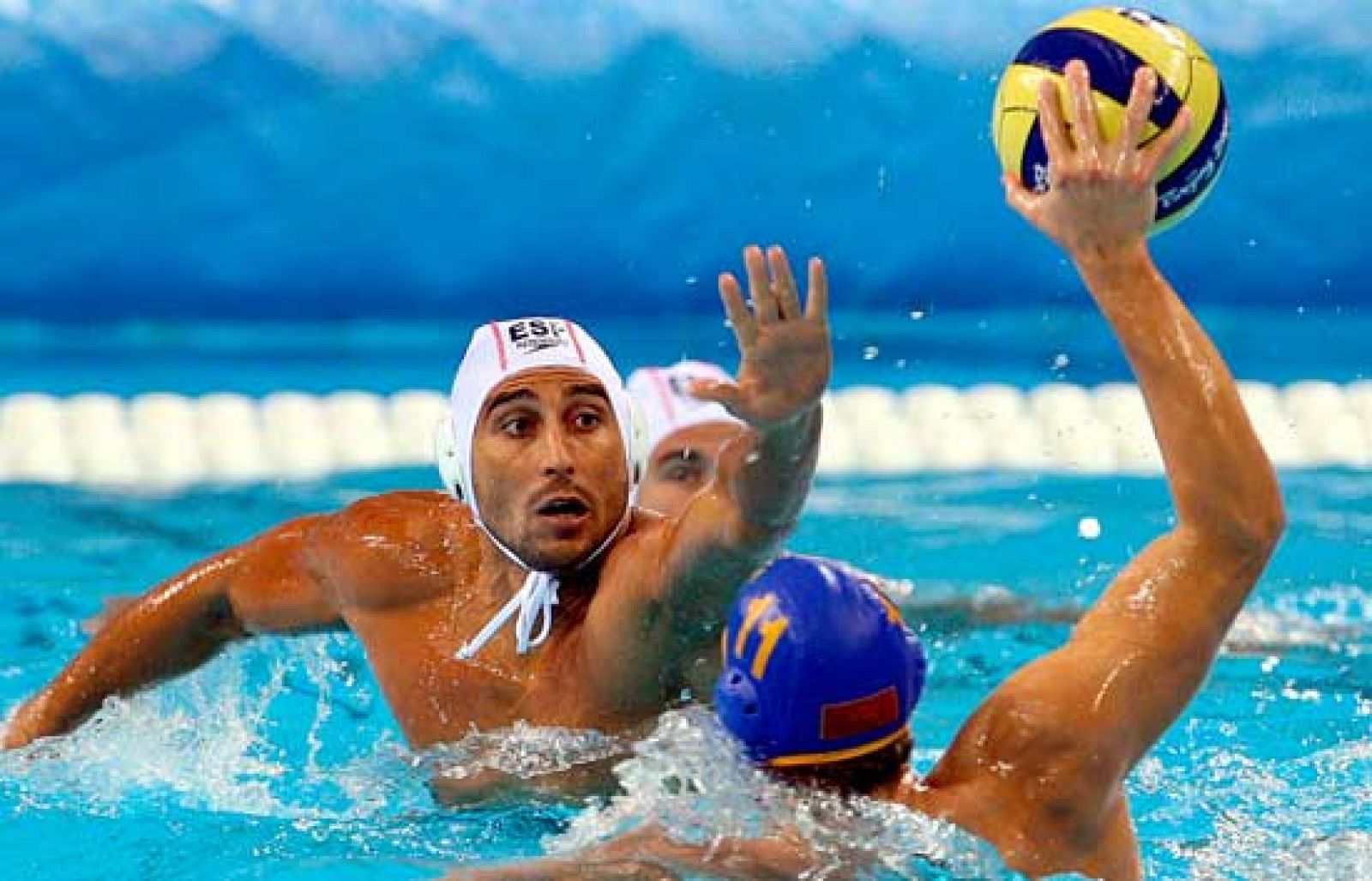 Bien en waterpolo y vela, mal en balonmano y atletismo | Ver