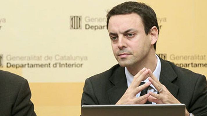 Telediario 1 - Dimite el director de los Mossos