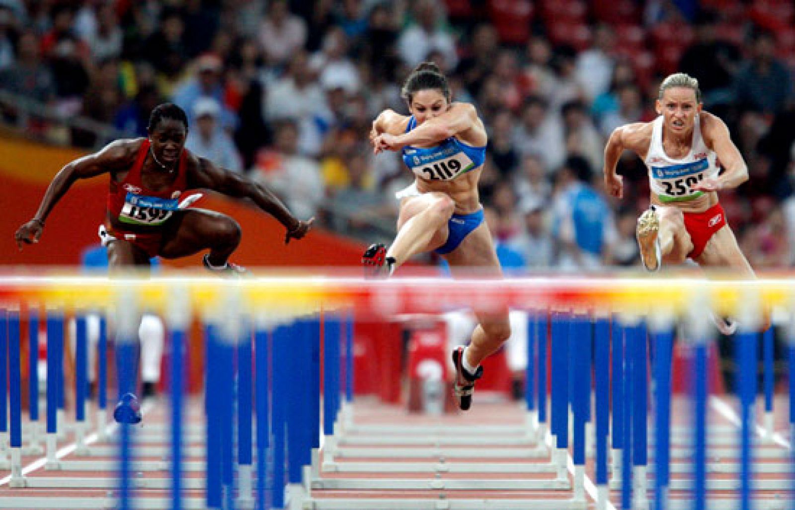 Josephine Onyia comienza fuerte en 100 vallas | Ver