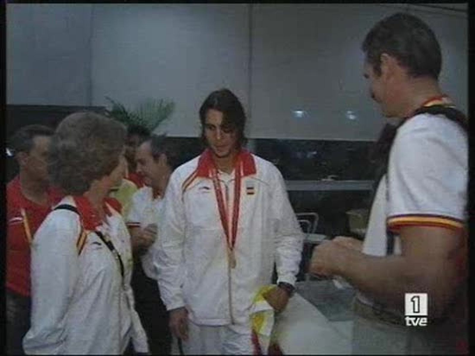 Nadal visita TVE tras su medalla | Ver