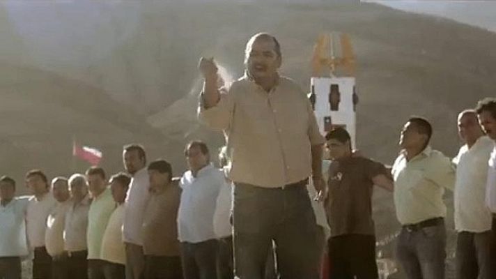 Telediario 1 - Los mineros de Chile inspiran a su selección