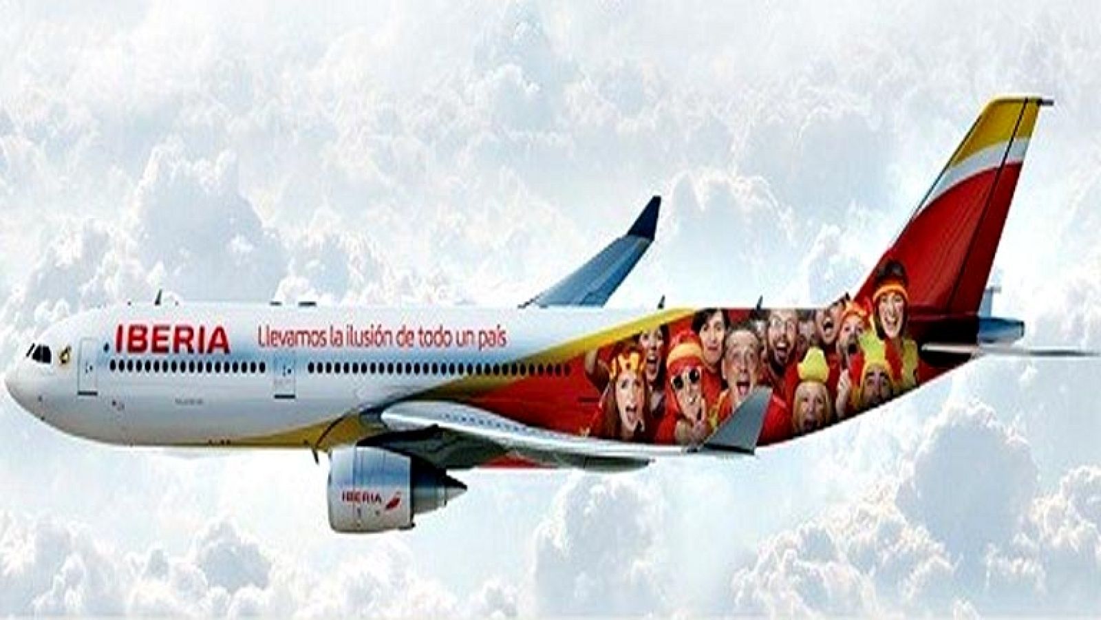 Este lunes despega el avión que llevará a la Roja a Brasil para tratar de revalidar el título de campeón del mundo. La primera parada será Washington , donde la selección jugará un amistoso frente a El Salvador.
