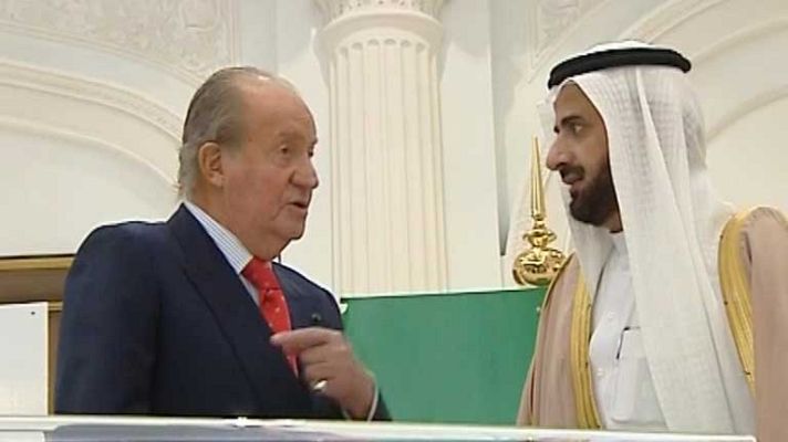 Telediario 1 - Los viajes económicos del rey