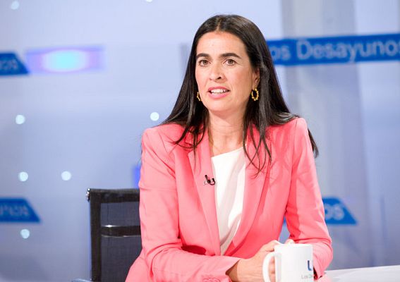 Los desayunos - Carmen Hernández Bento