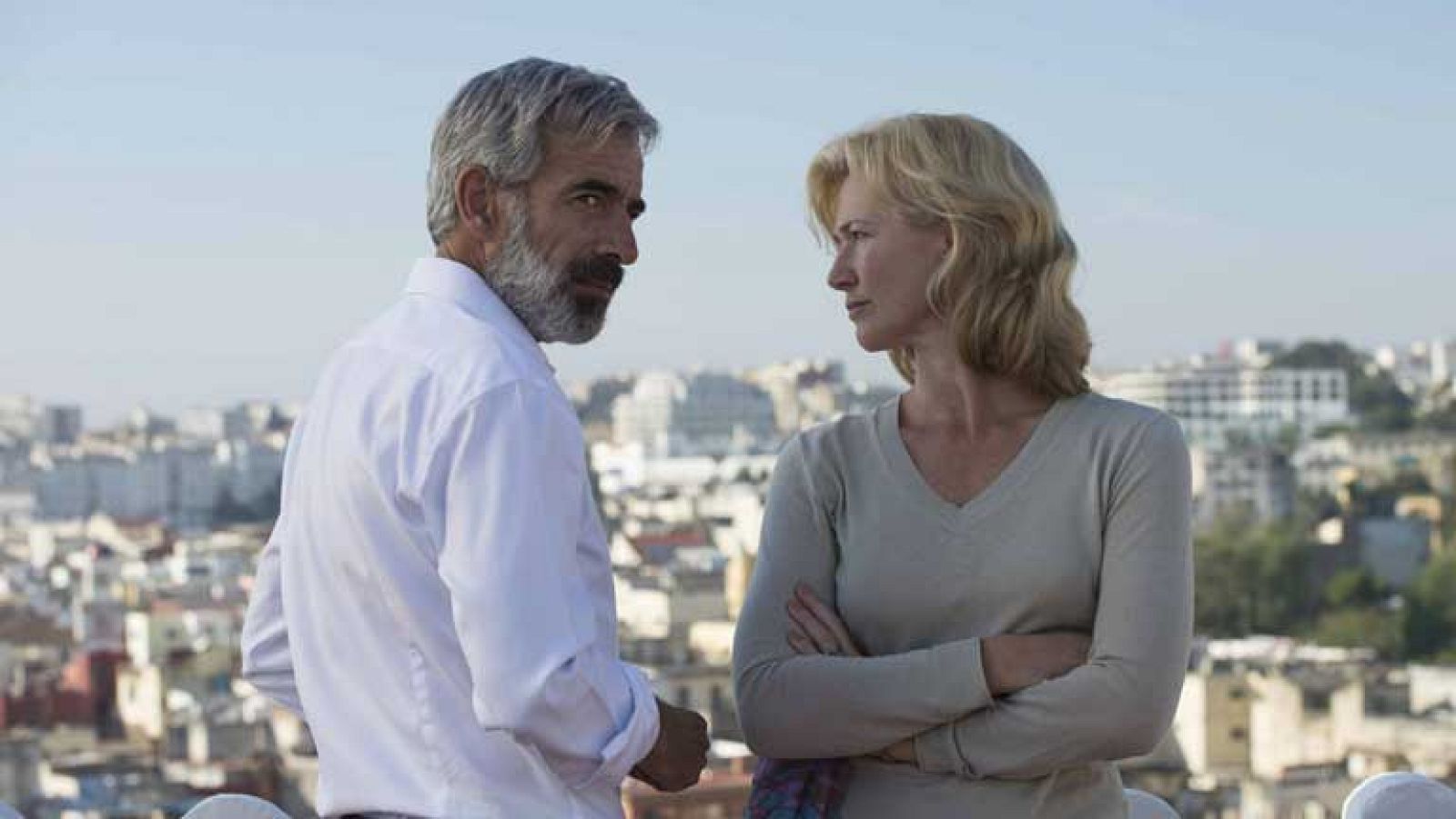 Cuéntame cómo pasó : 'Tus brazos arroparon mi insomnio'