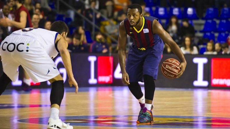 Jacop Pullen batiendo récords con 12 triples en un partido