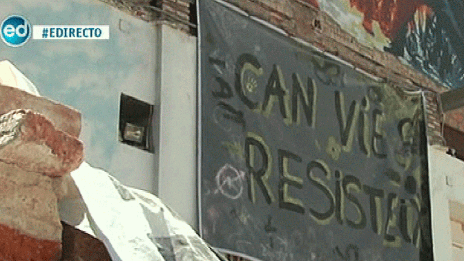 España Directo- Cientos de vecinos participan en la reconstrucción de Can Vies