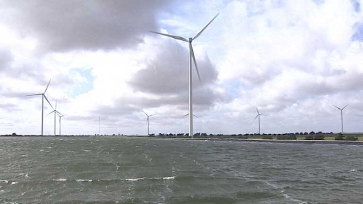 Telediario 1 - Nueva reforma de energías renovables