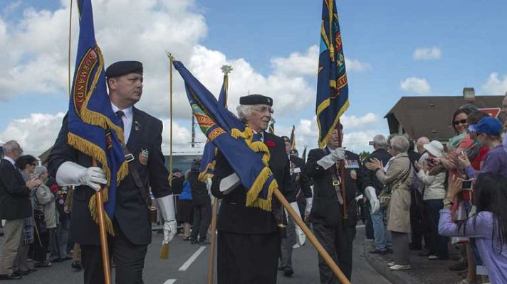 Telediario 1 - Los supervivientes vuelven a Normandía 70 años después