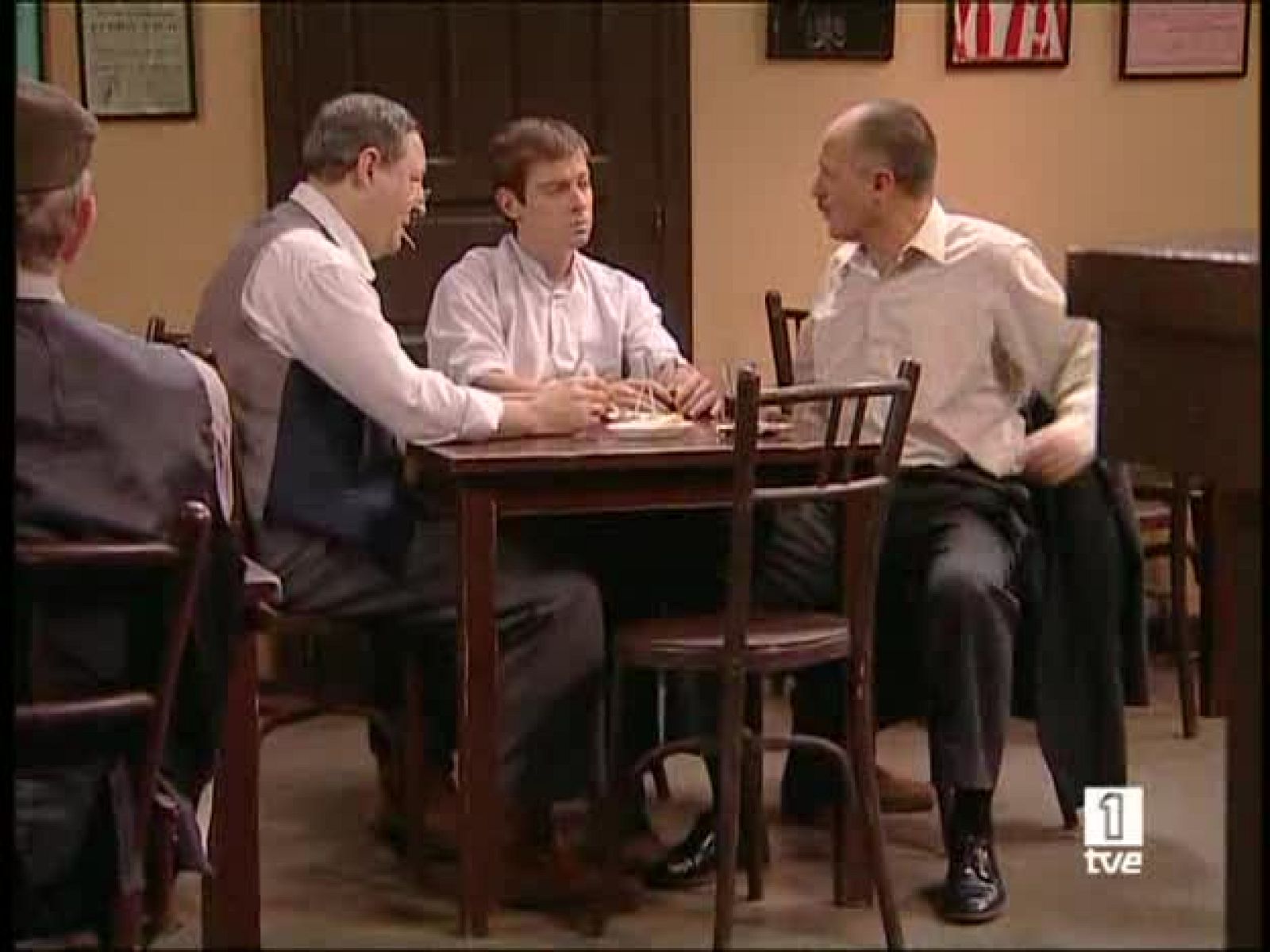 Amar en tiempos revueltos - T3 - Episodio 249 - Ver ahora