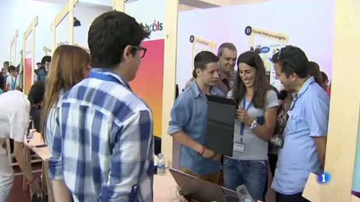 L'Informatiu - Aprendre a desenvolupar aplicacions pel mòbil a l'escola