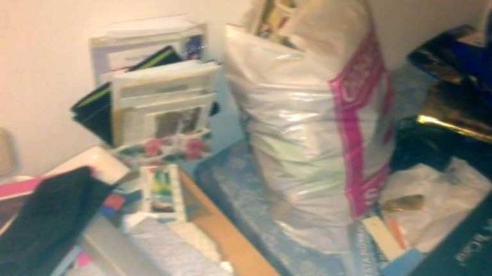 Telediario 1 - Seis de cada cien personas guardan cosas de forma patológica