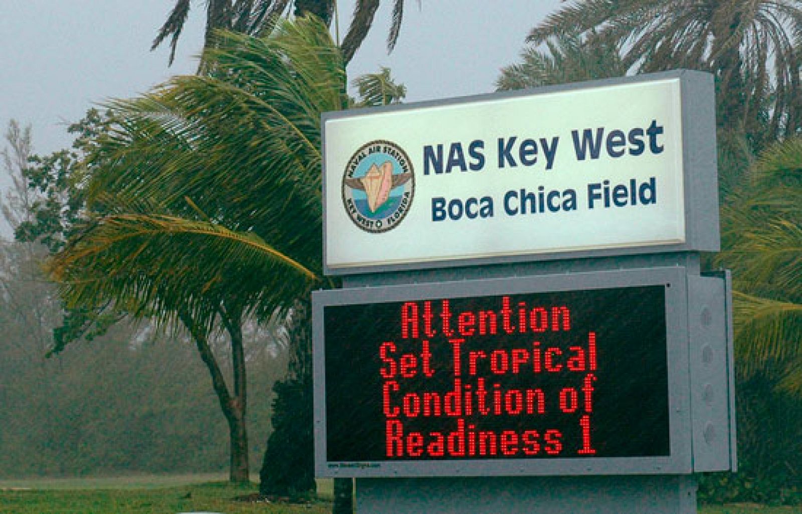 Fay amenaza con impactar en Florida | Ver