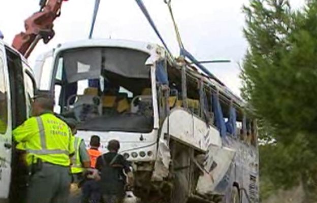  - Cuatro viajeros siguen graves