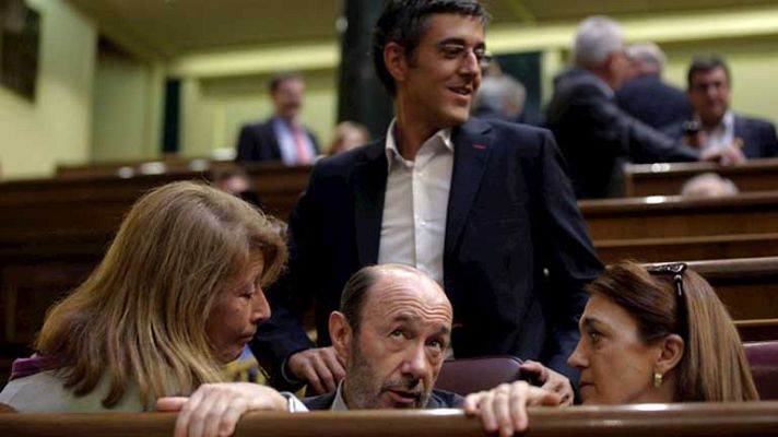 Telediario 1 - Una 'tercera vía' para el PSOE