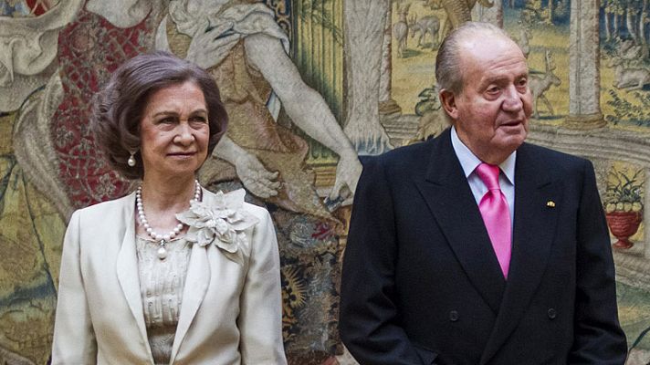 Informativo 24h - Don Juan Carlos y doña Sofia serán reyes honoríficos