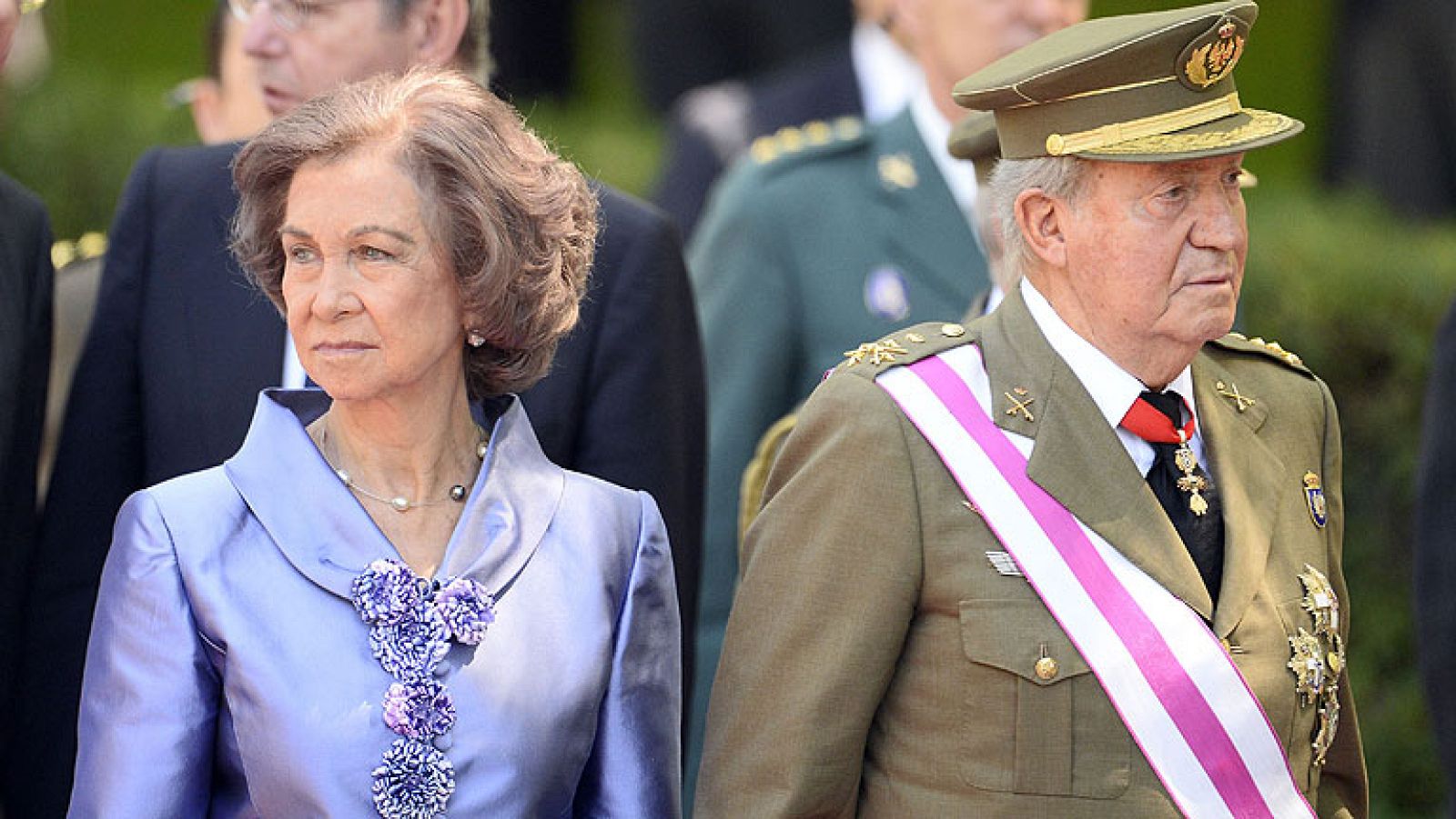 Don Juan Carlos preside el que será su último acto como rey de España