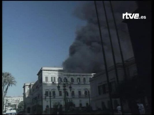  - Incendio en el Parlamento egipcio