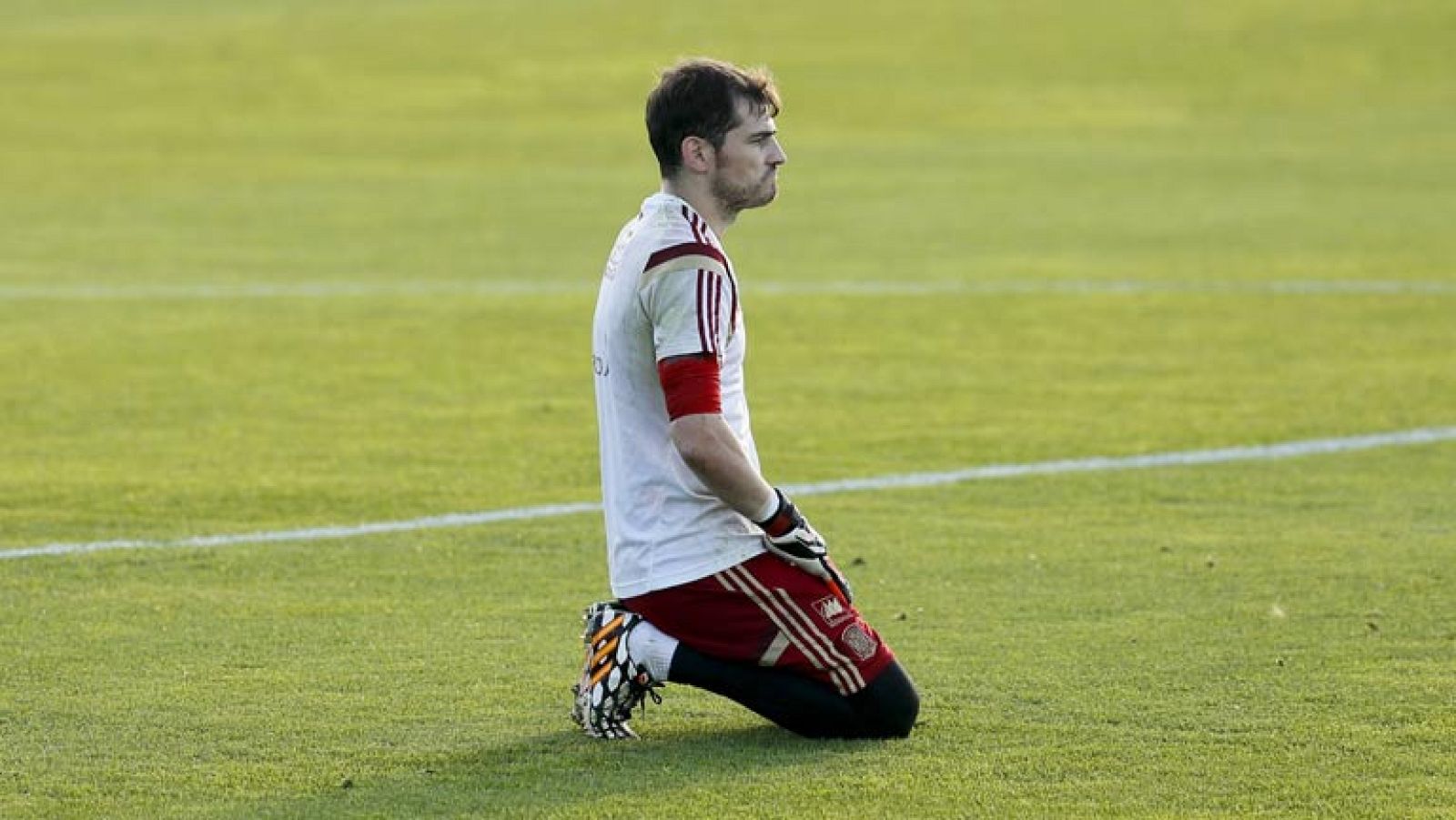Casillas lidera el resurgir de la Roja | Ver