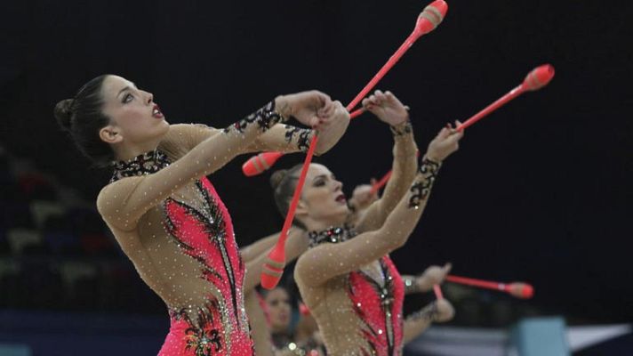 Telediario 1 - España se adjudica el bronce en la final de equipos de mazas