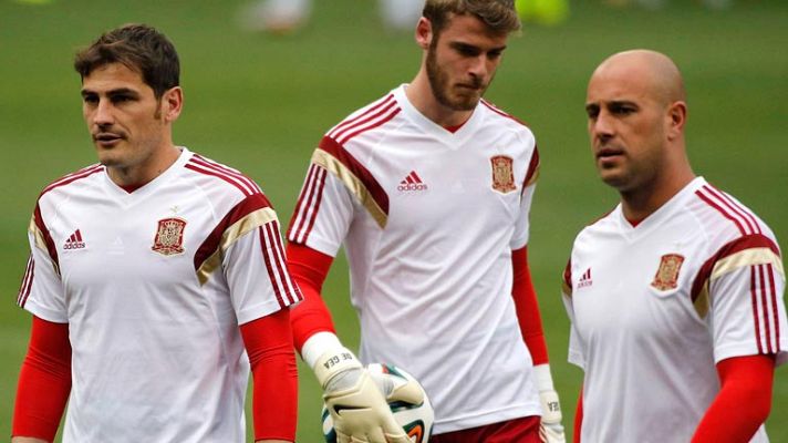 Telediario 1 - Reina: "El que espere la caída de Iker, esperará mucho tiempo"