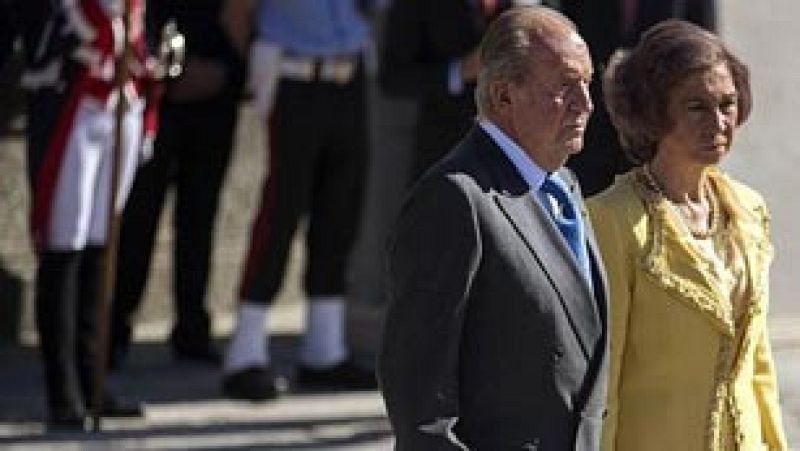 Los reyes ofrecen un último almuerzo de despedida con los altos poderes del Estado - Telediario 1 | Ver