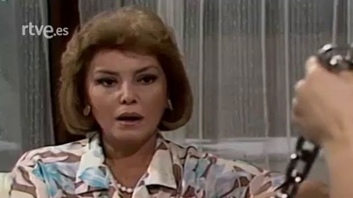 Platos rotos - Adivina quién duerme esta noche