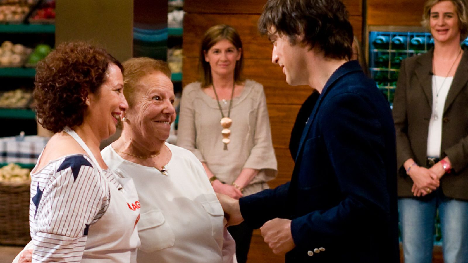 MasterChef 2 - Milagrosa gana el delantal dorado con las habichuelas de su madre