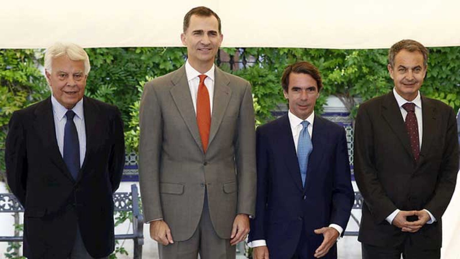 El Príncipe Felipe preside la reunión del patronato del Instituto Elcano