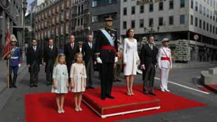 Especiales informativos - Llegada de los reyes al Congreso