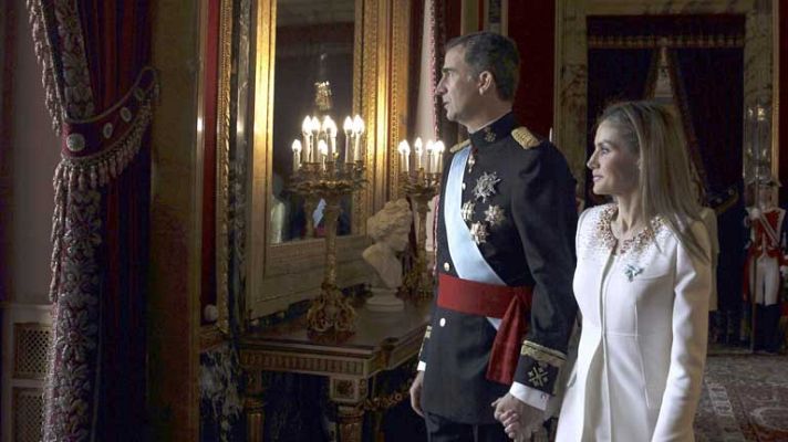 Telediario 1 - La nueva Casa del Rey en manos de fieles colaboradores