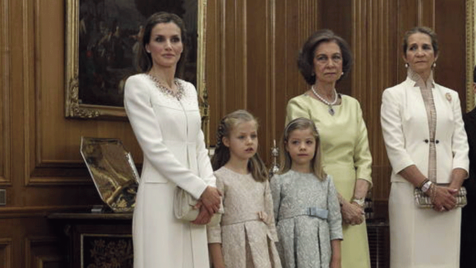 España Directo- La reina Letizia vuelve a confiar en Felipe Varela