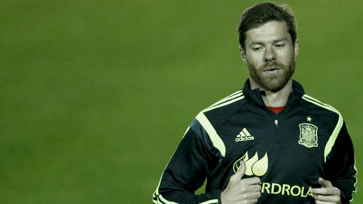 Telediario 1 - Caras largas y algún reproche en el entrenamiento de España