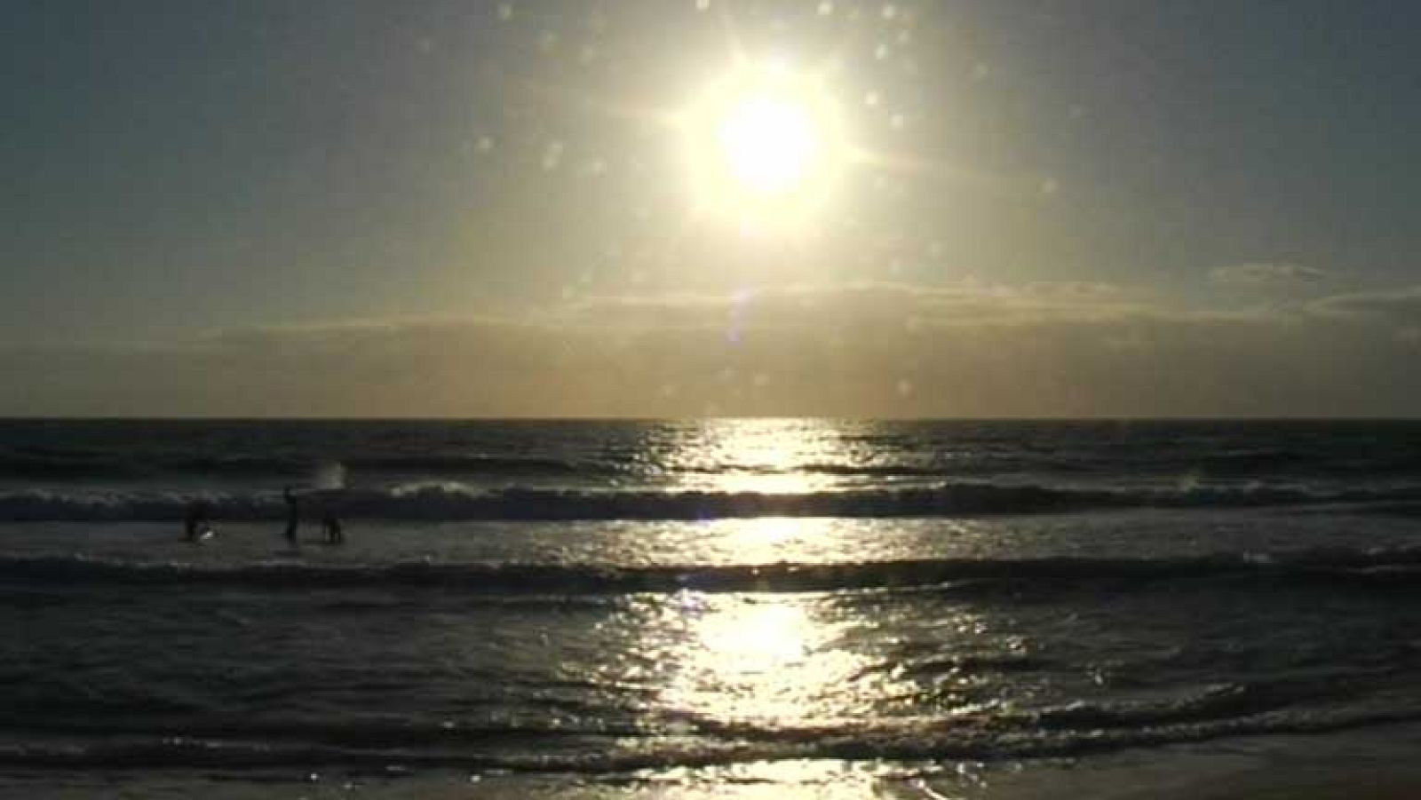 Chubascos y tormentas localmente moderadas