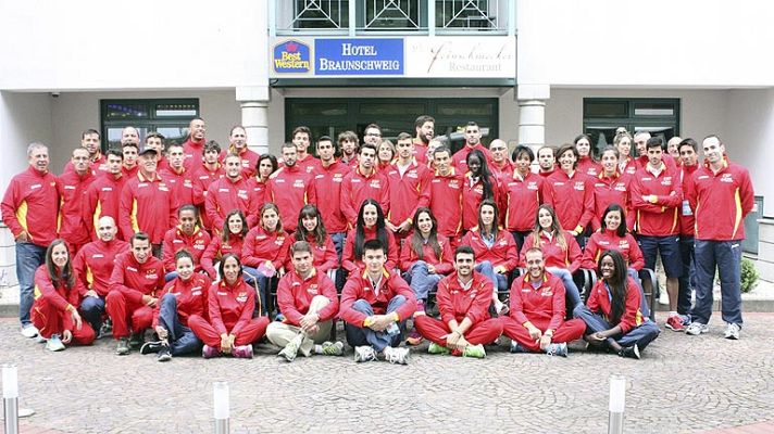 Telediario 1 - España logra la permanencia en la élite continental