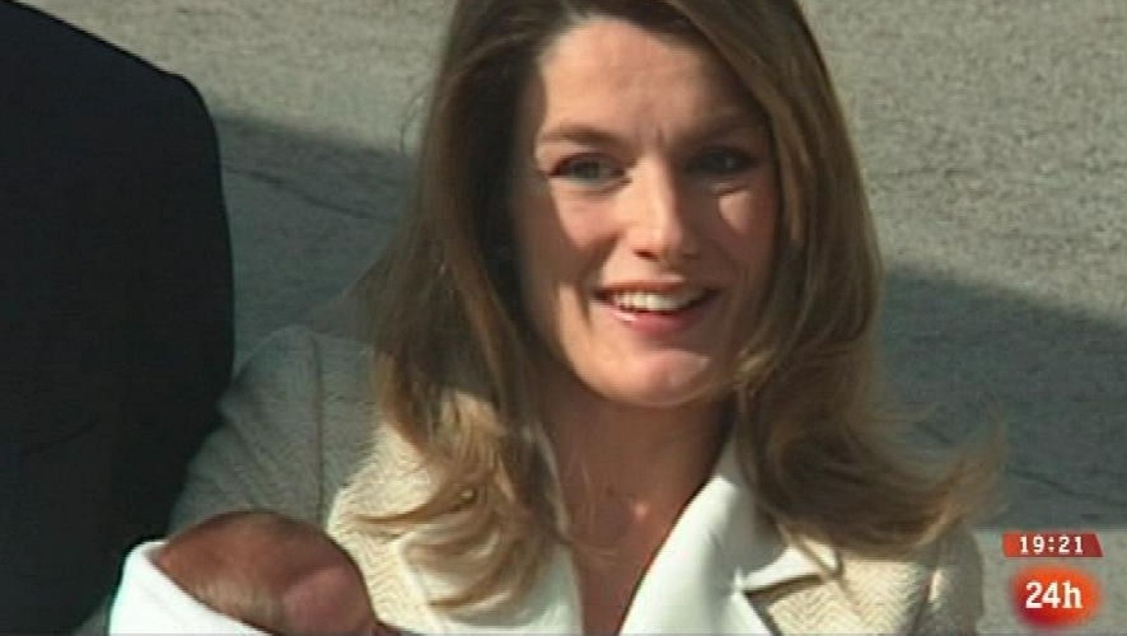 Parlamento - El reportaje - La reina Letizia - 21/06/2014