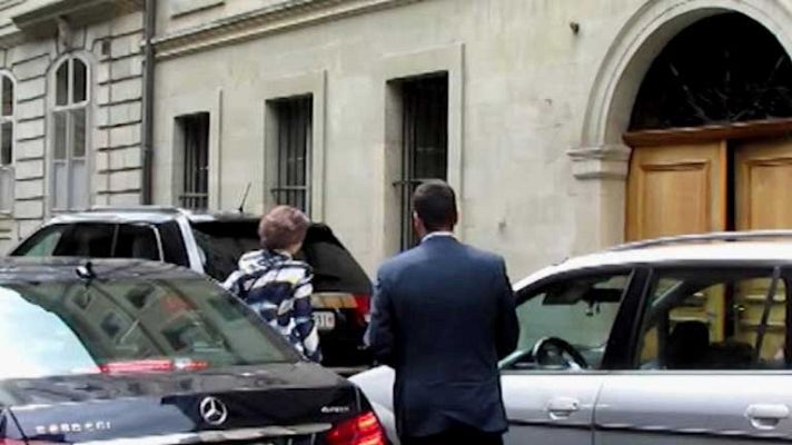 Telediario 1 - Doña Sofía visita a la infanta Cristina